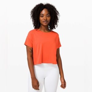 lululemon cates tee size 4 in brick orange